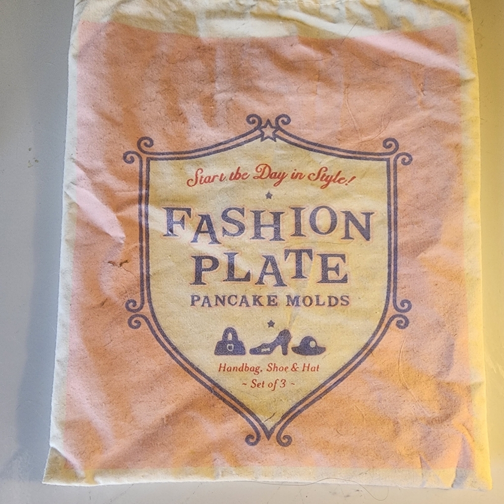 Williams Sonoma Fashion Plate Pancake Molds/cutters. Set Of 3. Shoe Purse Hat.